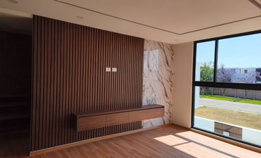 Diseño y exclusividad, la mejor casa en Lomas Angelópolis