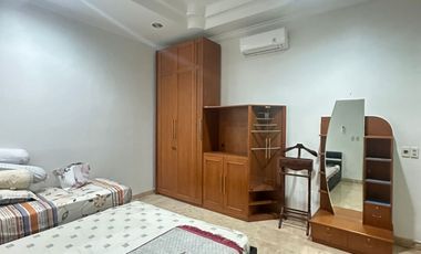 Rumah 2 lt siap pakai Furnished alam Permai Pondok Indah Jak Sel  CL 638