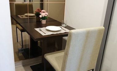 High-floor unit, beautifully decorated, best value. Condo for sale at The Line ----------i by Sansiri. Only 220 meters to BTS Ratchathewi