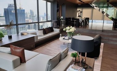 High-floor unit, beautifully decorated, best value. Condo for sale at The Line ----------i by Sansiri. Only 220 meters to BTS Ratchathewi
