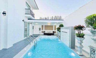 Modern Pool Villa For Sale In Pattaya