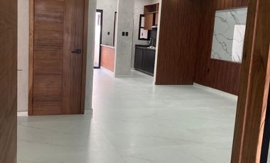 Casa nueva con 3 recámaras y alberca en Boca del Río