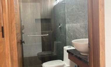 Casa nueva con 3 recámaras y alberca en Boca del Río