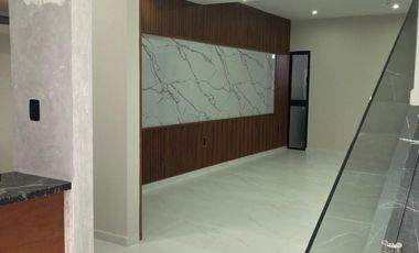 Casa nueva con 3 recámaras y alberca en Boca del Río