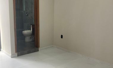 Casa nueva con 3 recámaras y alberca en Boca del Río