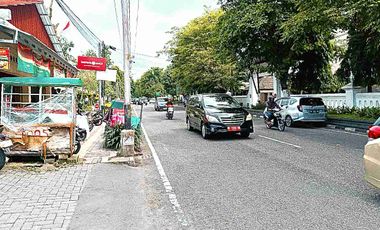 Dekat DPRD Kota Jogja, Tanah Dijual Tepi Aspal Lebar, Cocok Utk Hotel & Kantor
