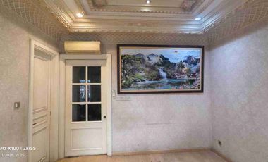 Rumah Mewah 3 Lantai Jakarta Barat