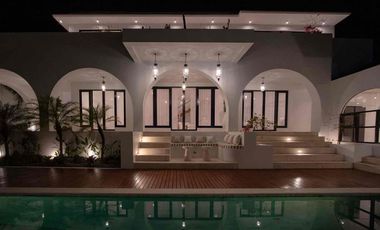 Vila Modern dengan Full Furnish Plus Ruang Biliar