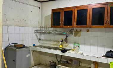 Disewa 1 Rumah + 1 Workshop Luas cocok untuk Gudang dan Konveksi 5 K. Tidur 2 K. Mandi