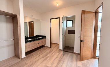 Casa en Renta en Alamo Sur con Patio Amplio | 3R
