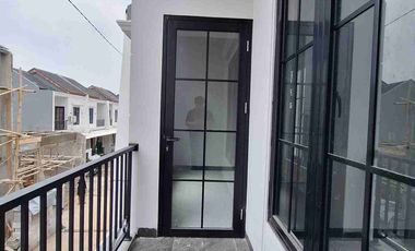 Rumah Baru 2 Lantai Modern Minimalis Siap Huni Dekat Stasiun & Grand Depok City