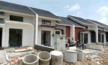 Rumah di Kraton Superblock, Krian, Sidoarjo