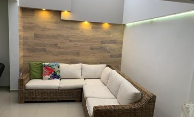 VENTA CASA VERSALLES FLORIDABLANCA 148 M