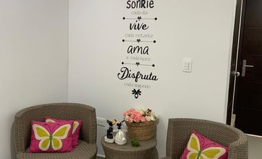 VENTA CASA VERSALLES FLORIDABLANCA 148 M