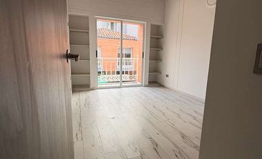 VENTA CASA VERSALLES FLORIDABLANCA 140 M