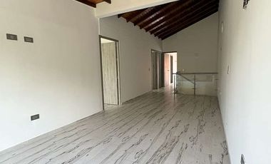 VENTA CASA VERSALLES FLORIDABLANCA 140 M