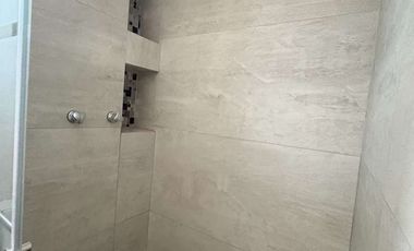 VENTA CASA VERSALLES FLORIDABLANCA 140 M