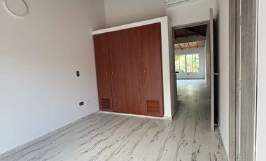 VENTA CASA VERSALLES FLORIDABLANCA 140 M