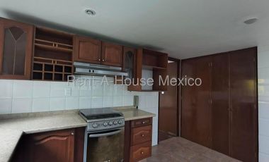 Casa en Renta en Cuajimalpa de Morelos, 	Lomas de Memetla
