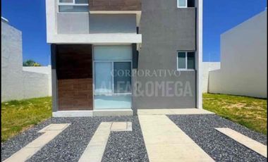 CASA AMUEBLADA EN RENTA EN MANGATA RESIDENCIAL