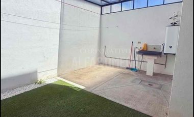 CASA AMUEBLADA EN RENTA EN MANGATA RESIDENCIAL