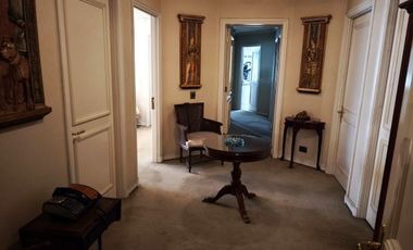 DEPTO. ALTA GAMA 349 M2, AV. KENNEDY, VITACURA (C/NAVIDAD), FRENTE CLUB DE GOLF LOS LEONES, 3D, 4B, ESCRITORIO, SALA JUEGOS, 2 ESTAC, BODEGA Y PISCINA