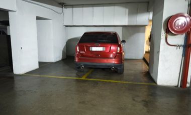 DEPTO. ALTA GAMA 349 M2, AV. KENNEDY, VITACURA (C/NAVIDAD), FRENTE CLUB DE GOLF LOS LEONES, 3D, 4B, ESCRITORIO, SALA JUEGOS, 2 ESTAC, BODEGA Y PISCINA