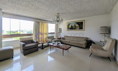 Venta de Departamento en San Isidro – Oportunidad de Inversión – 195 m²