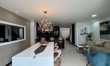 Extraordinaria casa con 202 m2, 4 Alcobas, estudio y garaje privado en Alcaravan Conjunto Cerrado. Pinares. Pereira - Colombia.