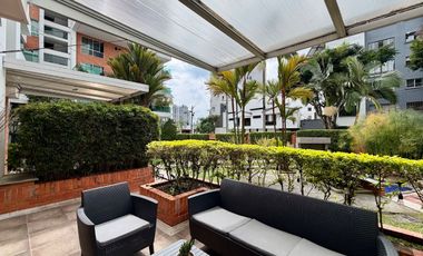 Extraordinaria casa con 202 m2, 4 Alcobas, estudio y garaje privado en Alcaravan Conjunto Cerrado. Pinares. Pereira - Colombia.