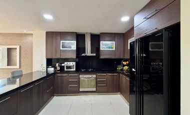 Extraordinaria casa con 202 m2, 4 Alcobas, estudio y garaje privado en Alcaravan Conjunto Cerrado. Pinares. Pereira - Colombia.