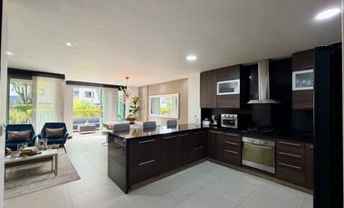 Extraordinaria casa con 202 m2, 4 Alcobas, estudio y garaje privado en Alcaravan Conjunto Cerrado. Pinares. Pereira - Colombia.