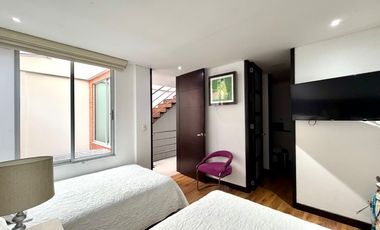 Extraordinaria casa con 202 m2, 4 Alcobas, estudio y garaje privado en Alcaravan Conjunto Cerrado. Pinares. Pereira - Colombia.