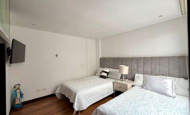 Extraordinaria casa con 202 m2, 4 Alcobas, estudio y garaje privado en Alcaravan Conjunto Cerrado. Pinares. Pereira - Colombia.