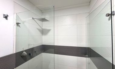 Extraordinaria casa con 202 m2, 4 Alcobas, estudio y garaje privado en Alcaravan Conjunto Cerrado. Pinares. Pereira - Colombia.