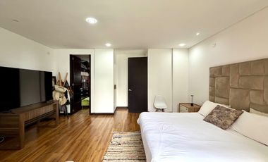 Extraordinaria casa con 202 m2, 4 Alcobas, estudio y garaje privado en Alcaravan Conjunto Cerrado. Pinares. Pereira - Colombia.