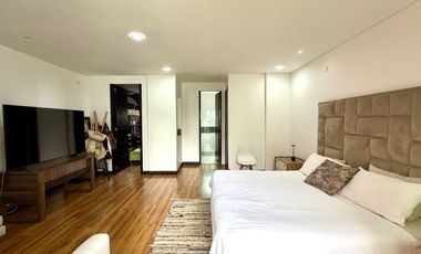 Extraordinaria casa con 202 m2, 4 Alcobas, estudio y garaje privado en Alcaravan Conjunto Cerrado. Pinares. Pereira - Colombia.
