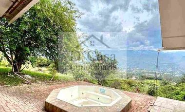 QUINTA DE VENTA EN YUNGUILLA SECTOR TOBACHIRI 2500M2 TERRENO