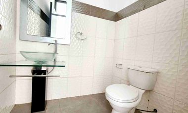 ALQUILO CASA COMPLETA EN CONDOMINIO