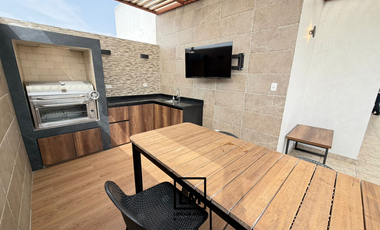 SE VENDE LINDO DUPLEX CON TERRAZA BBQ, 3 DORMITORIOS CON COCHERA EN SURQUILLO, LIMITE CON MIRAFLORES