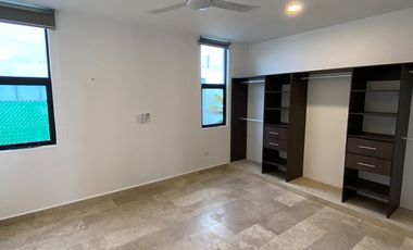 Townhouse en Renta en Privada Luana, Santa Gertrudis Copo, cerca de La Isla
