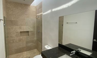Townhouse en Renta en Privada Luana, Santa Gertrudis Copo, cerca de La Isla