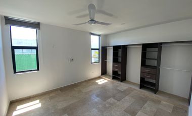 Townhouse en Renta en Privada Luana, Santa Gertrudis Copo, cerca de La Isla