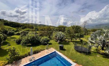 Venta de casa campestre en condominio en La Mesa Cundinamarca
