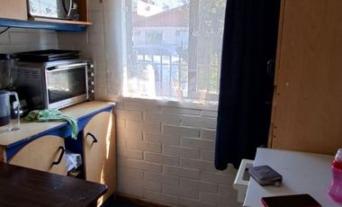 SE VENDE CASA 2D AMPLIOS, 1B, EST. SECTOR QUINTA EL PALACIO LIMACHE