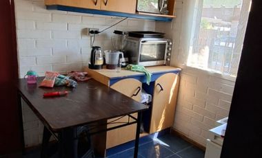SE VENDE CASA 2D AMPLIOS, 1B, EST. SECTOR QUINTA EL PALACIO LIMACHE