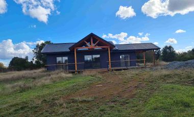 Casa moderna en parcela | Condominio privado – Excelente conectividad