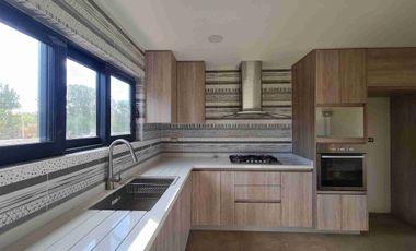 Casa moderna en parcela | Condominio privado – Excelente conectividad