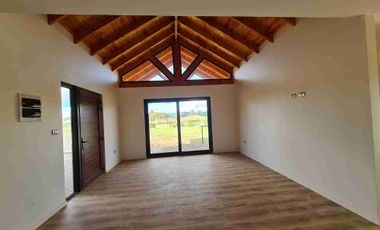 Casa moderna en parcela | Condominio privado – Excelente conectividad