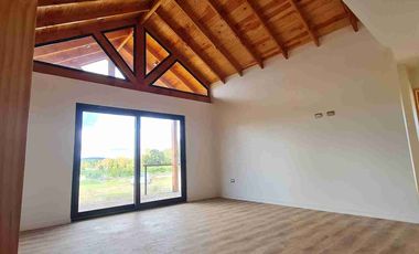 Casa moderna en parcela | Condominio privado – Excelente conectividad